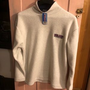 NWT • Iceland Pullover